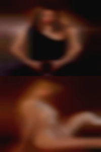 The site naked girls of a bare shoulder.